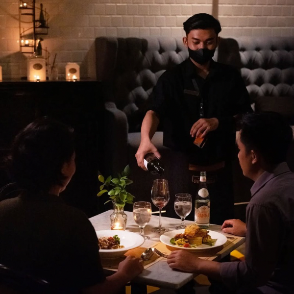 Domicile Kitchen & Lounge